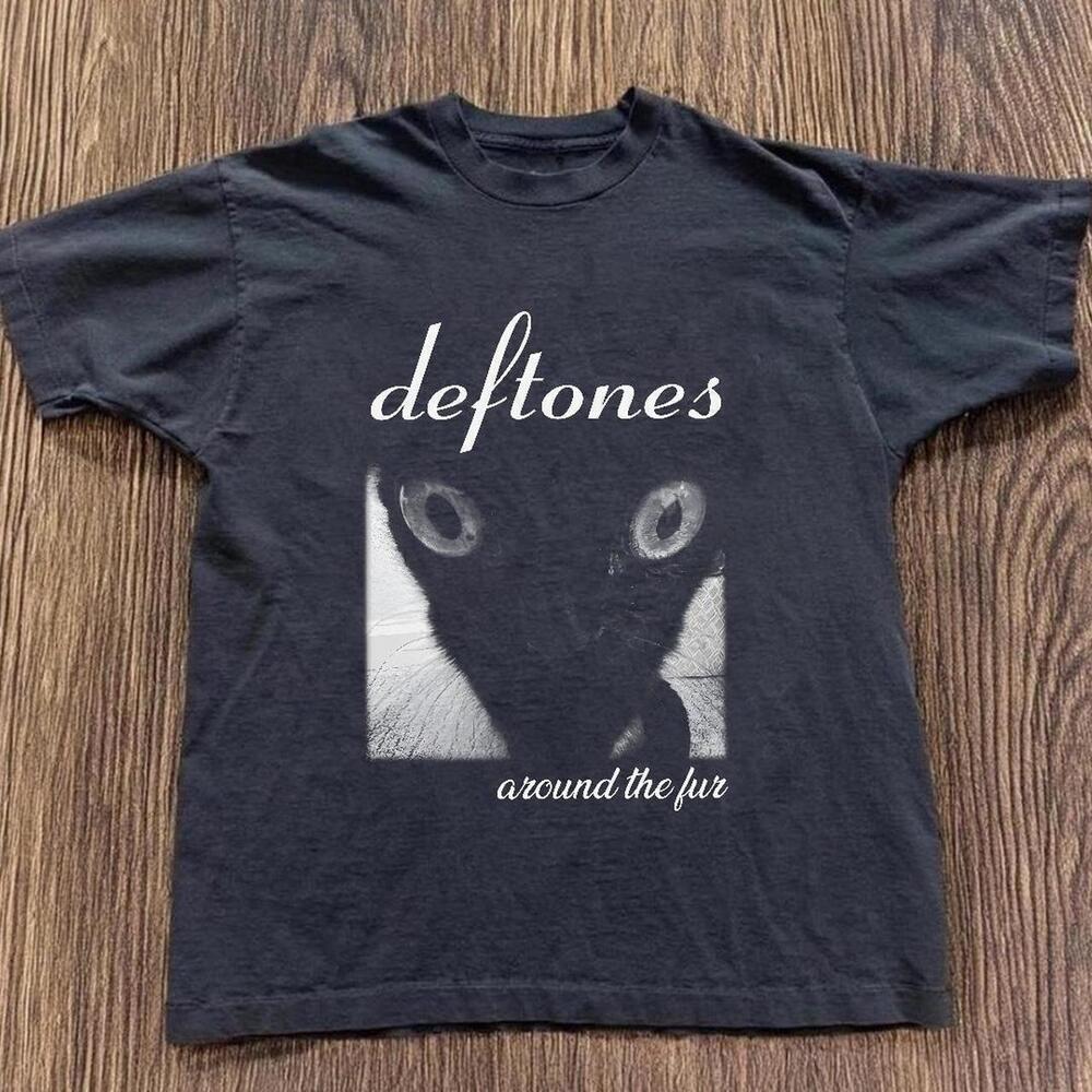 Gildan Men Black T-Shirt, Deftones Black Band Tee